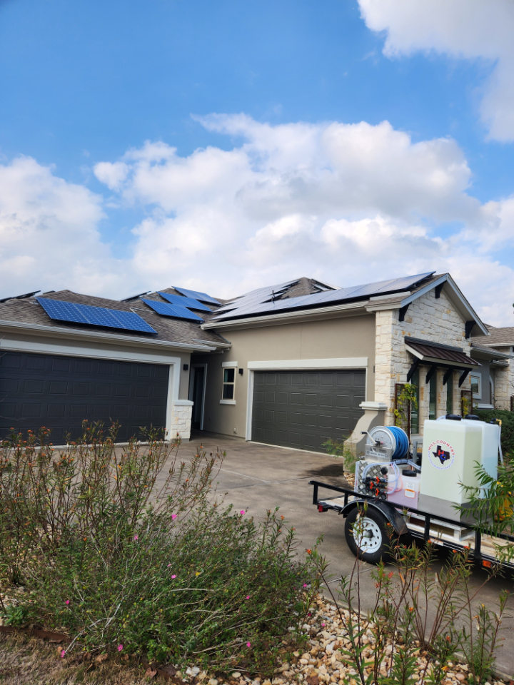 Austin Solar Panel Cleaning 13
